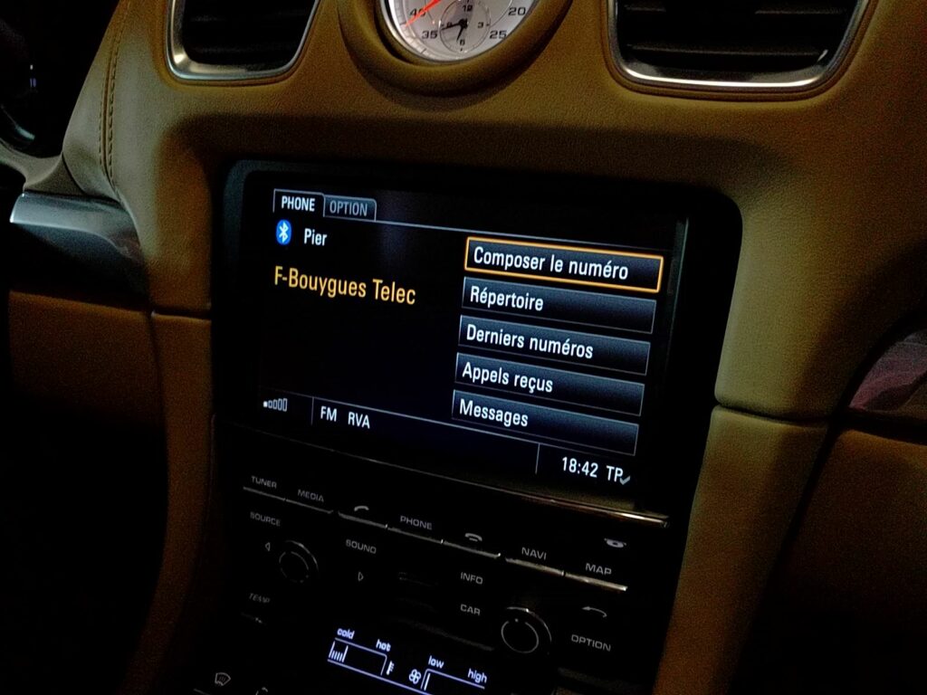 Interface téléphone mains-libres Bluetooth Porsche 987 997